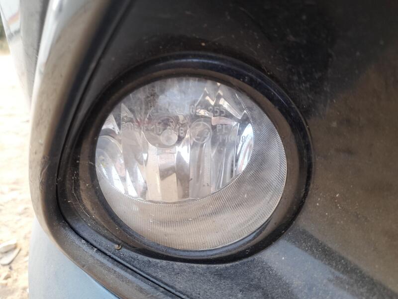 Faro Antiniebla Derecho para Toyota Auris (_E18_)