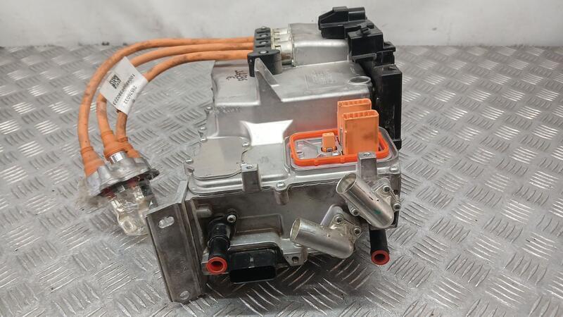 Convertidor para Lynk & Co 01