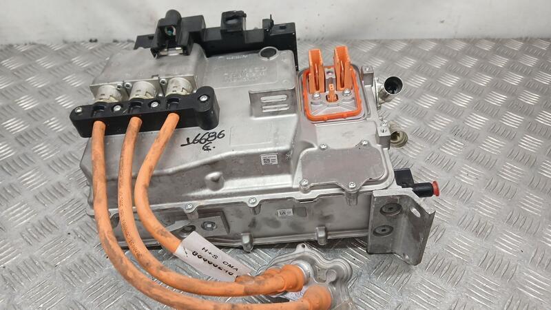 Convertidor para Lynk & Co 01