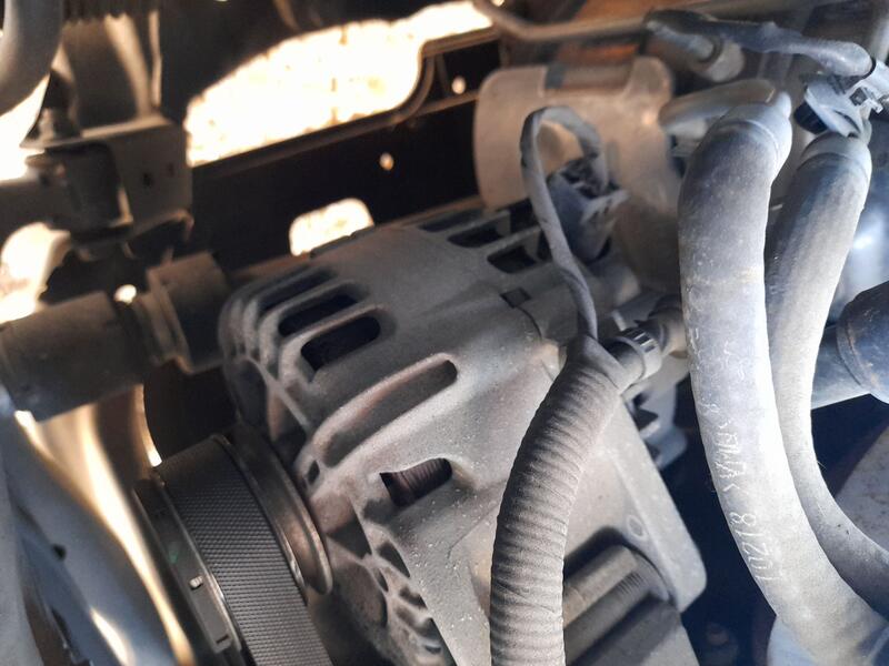 Alternador para Kia Cee'd Hatchback (Ed)