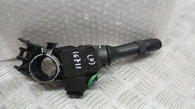 Mando Intermitentes para Toyota Yaris (_P13_)