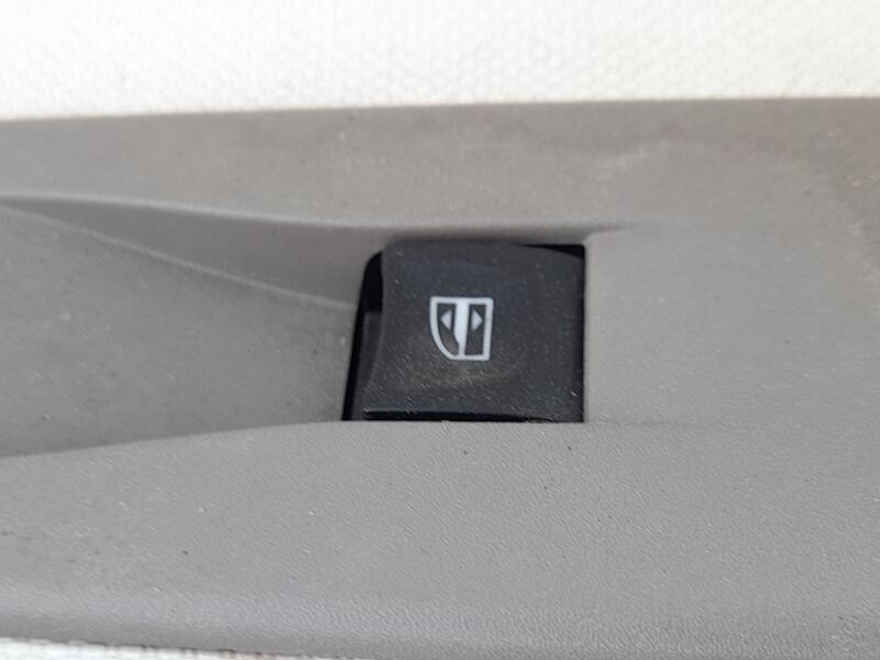 Mando Elevalunas Delantero Derecho para Renault Zoe (Bfm_)