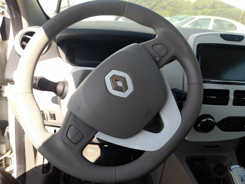 Volante para Renault Zoe (Bfm_)