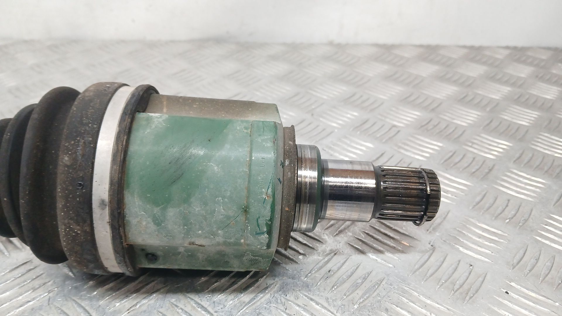 Transmision Delantera Izquierda para Mitsubishi Grandis (Na_W)