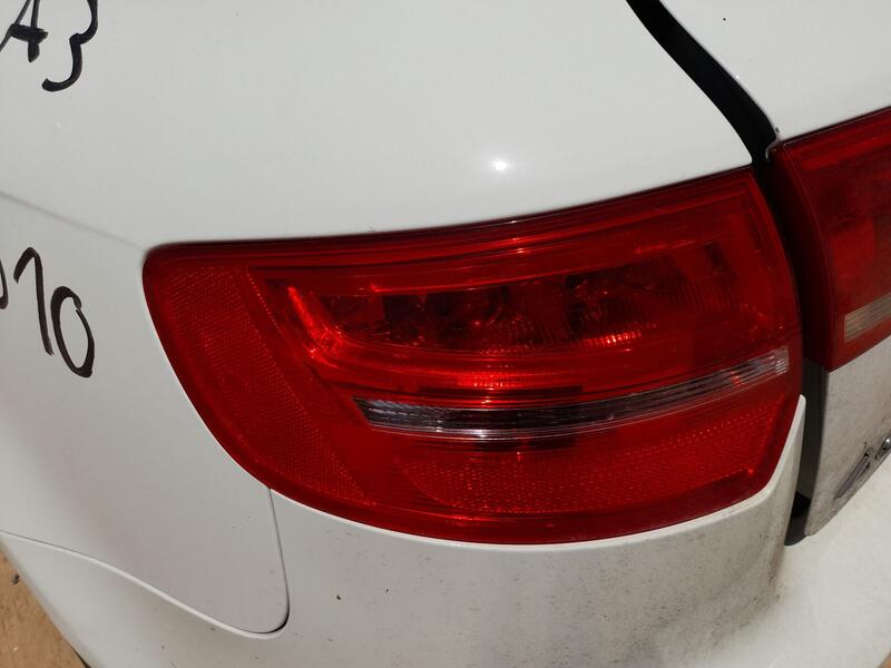 Piloto Trasero Izquierdo Exterior para Audi A3 (8P1)