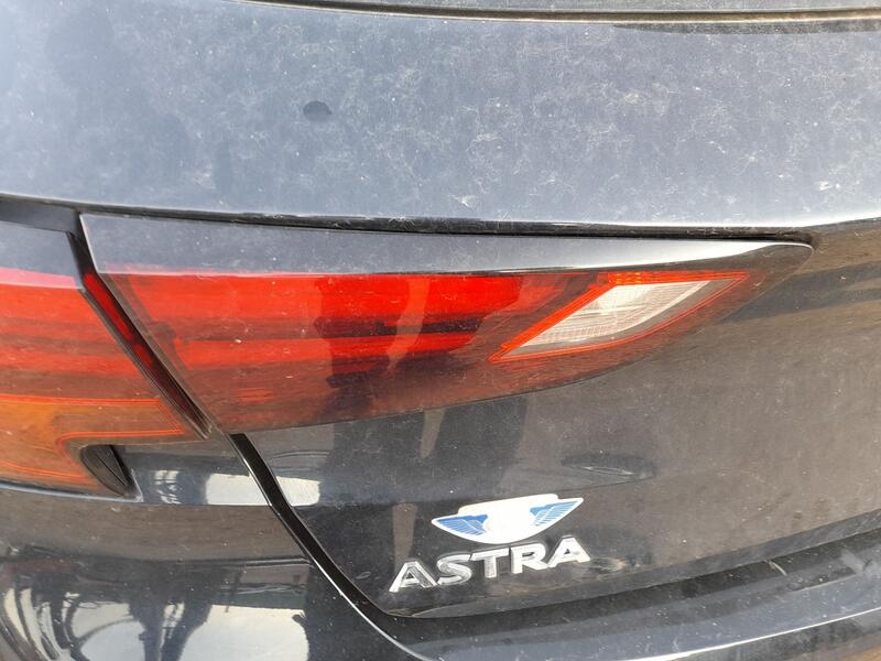 Piloto Trasero Izquierdo Interior para Opel Astra K (B16)