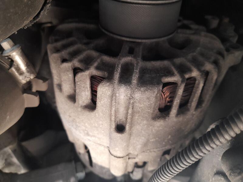 Alternador para Audi A5 (8T3)