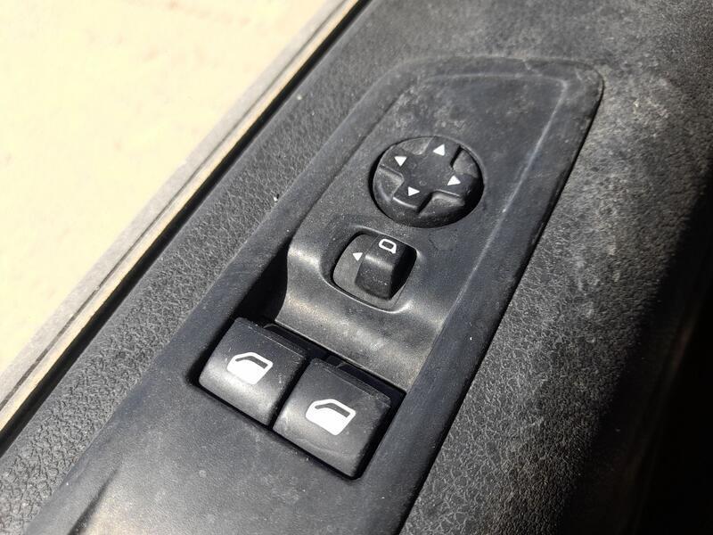 Mando Elevalunas Delantero Izquierdo para Opel Vivaro C Furgoneta (K0)