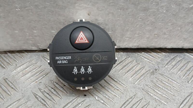 Warning para Toyota Yaris (_P13_)
