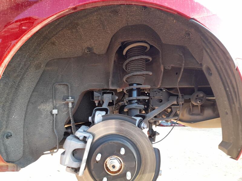 Plastico Pase Rueda Tras. Izq. para Mazda Mx-5 Iv (Nd__)
