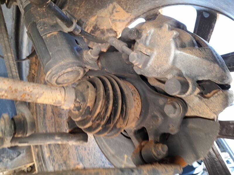 Mangueta Delantera Izquierda para Ford Fiesta Vii (Hj, Hf)