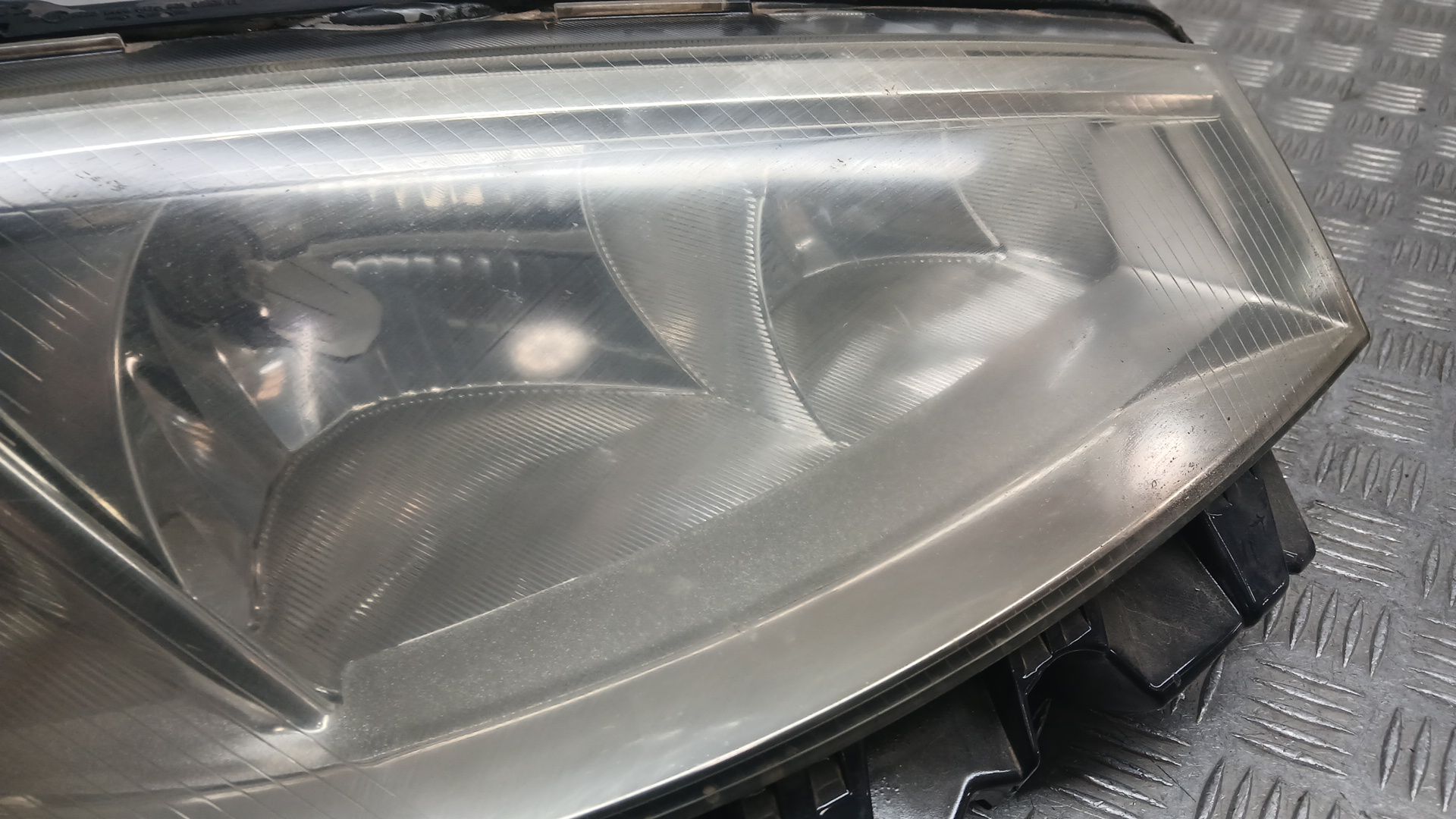 Faro Derecho para Renault Megane Ii (Bm0/1_, Cm0/1_)