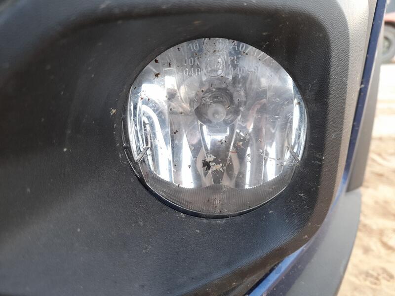 Faro Antiniebla Izquierdo para Dacia Sandero Iii