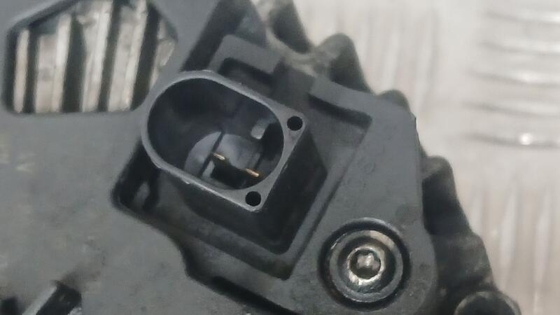 Alternador para Volkswagen Transporter T5 Autobús (7Hb, 7Hj, 7Eb, 7Ej)