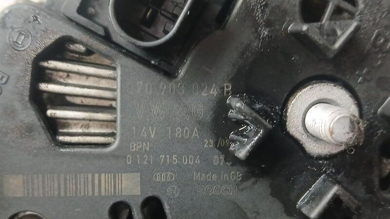 Alternador para Volkswagen Transporter T5 Autobús (7Hb, 7Hj, 7Eb, 7Ej)