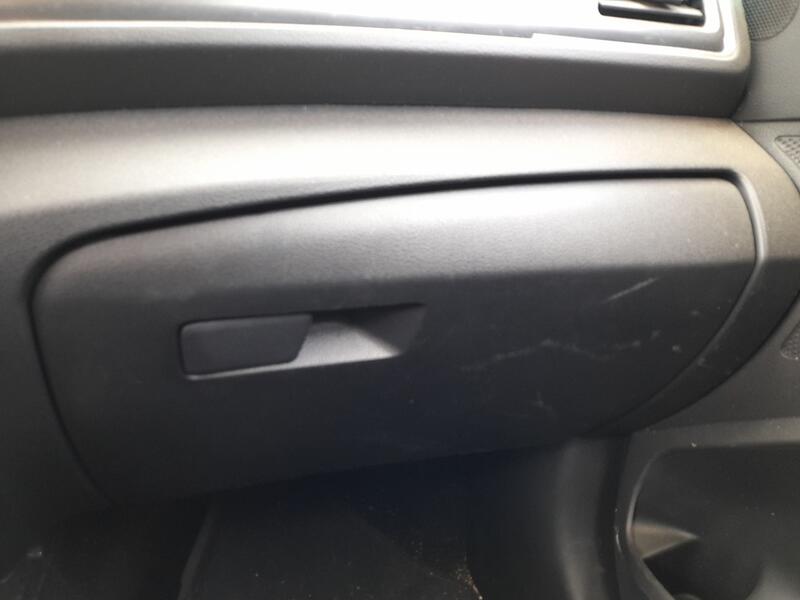Guantera para Ssangyong Tivoli