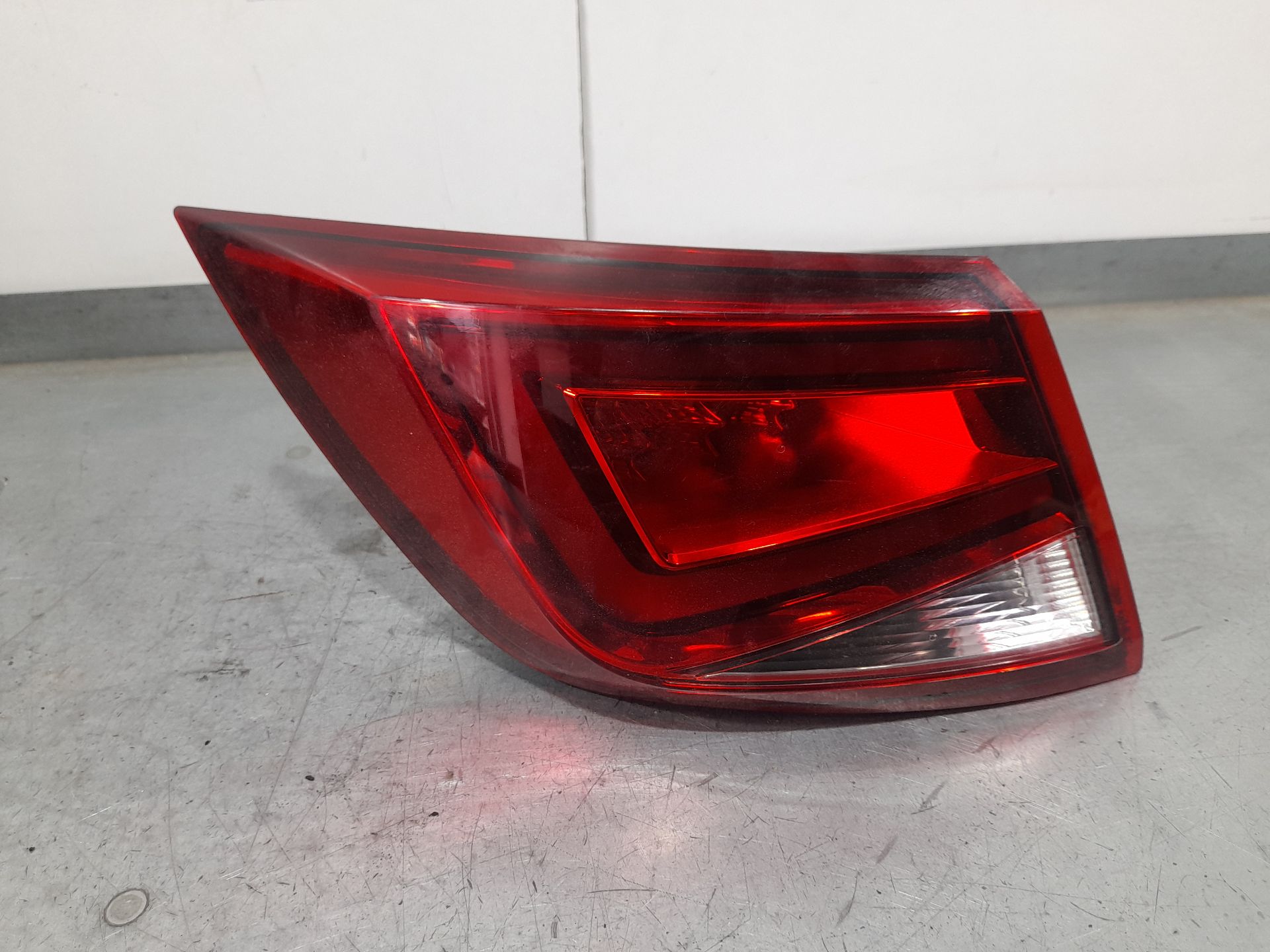 Piloto Trasero Izquierdo Exterior para Seat Leon St (5F8)