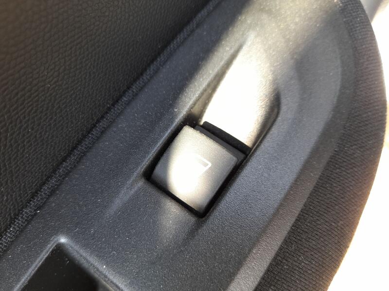 Mando Elevalunas Trasero Izquierdo para Peugeot 2008 Ii (Ud_, Us_, Uy_, Uj_, Ur_, Uc_)