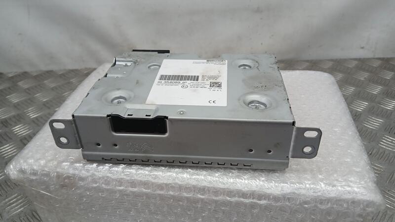 Sistema Audio / Radio para Peugeot 208 (P2)
