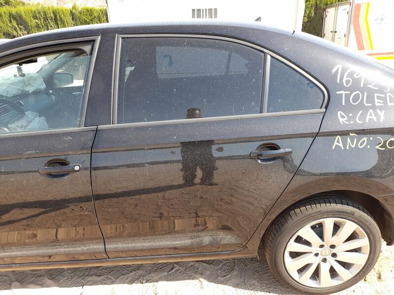 Puerta Trasera Izquierda para Seat Toledo Iv (Kg3)