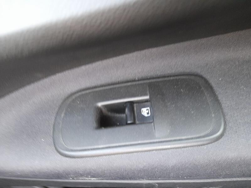 Mando Elevalunas Delantero Derecho para Fiat 500E (332_)
