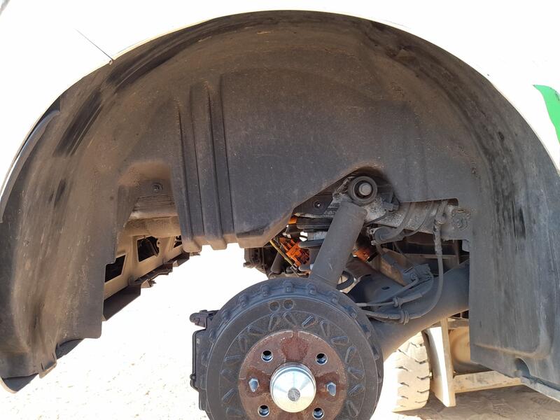 Plastico Pase Rueda Tras. Dch. para Fiat 500E (332_)