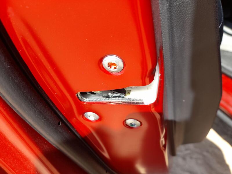 Cerradura Puerta Delantera Izquierda para Mitsubishi Mirage / Space Star Vi Hatchback (A0_A)