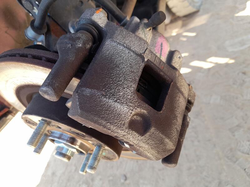 Pinza Freno Delantera Derecha para Mitsubishi Mirage / Space Star Vi Hatchback (A0_A)