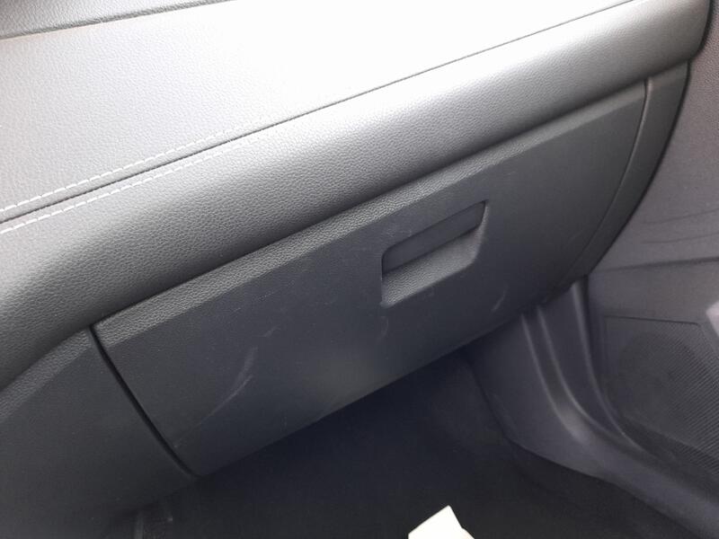 Guantera para Seat Arona (Kj7, Kjp)