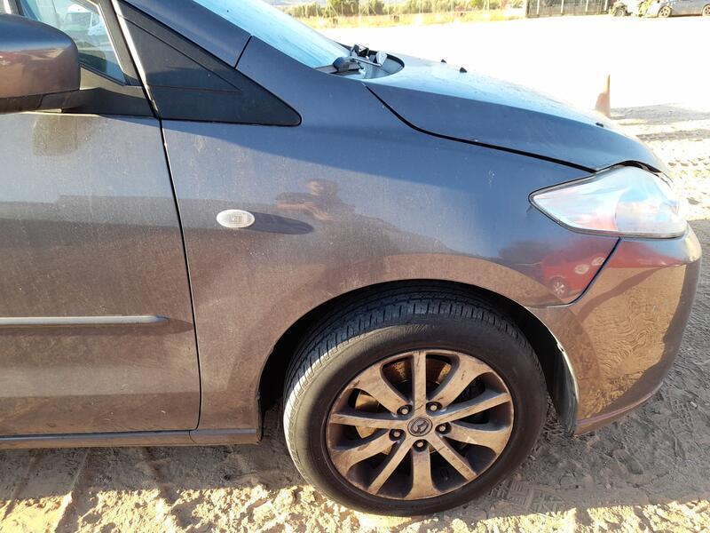 Aleta Delantera Derecha para Mazda 5 (Cr)