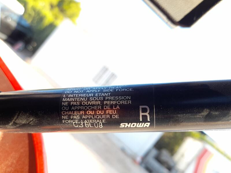 Amortiguadores Maletero / Porton para Mazda 5 (Cr)