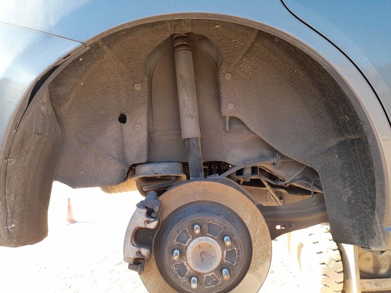 Plastico Pase Rueda Tras. Dch. para Mazda 5 (Cr)