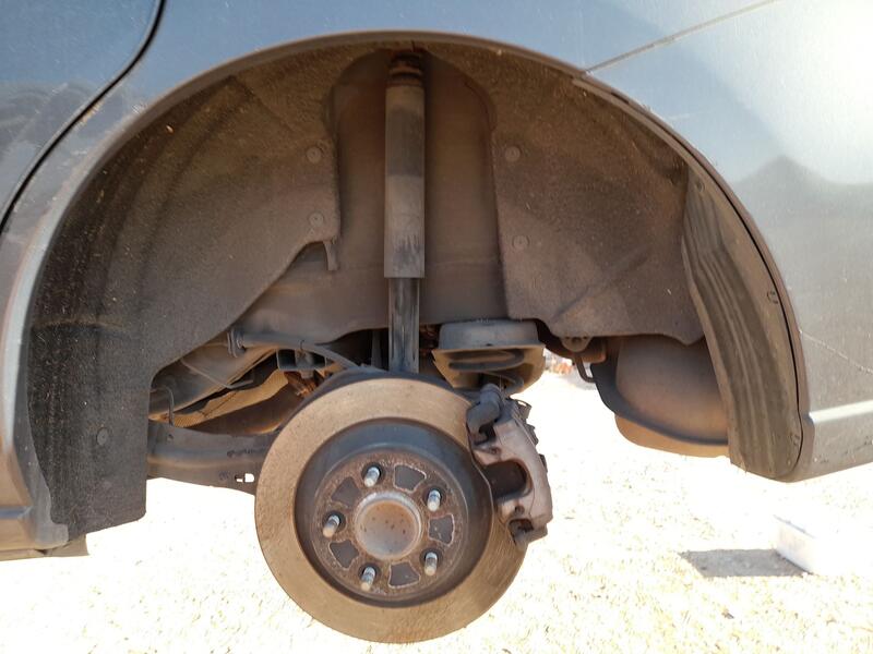 Plastico Pase Rueda Tras. Izq. para Mazda 5 (Cr)