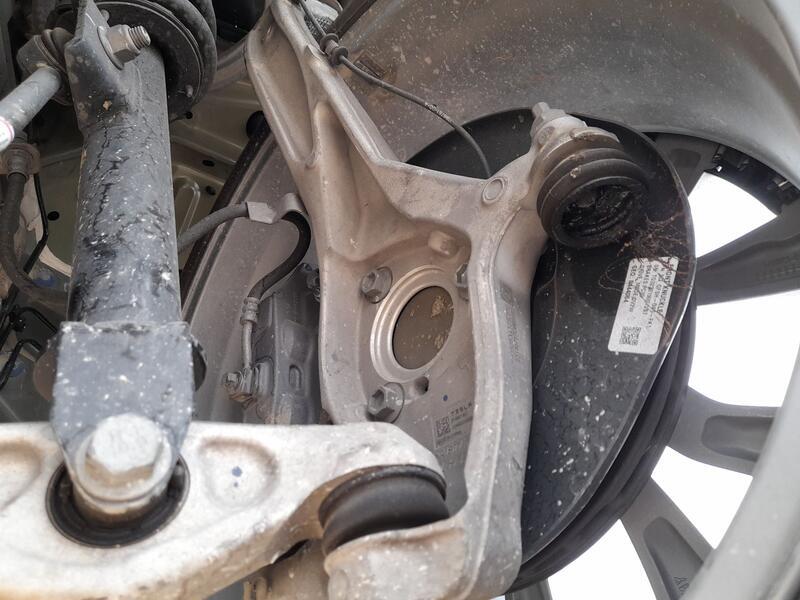 Mangueta Delantera Izquierda para Tesla Model 3 (5Yj3)