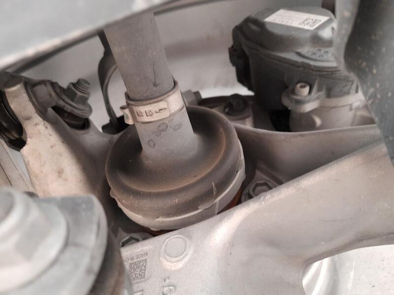 Transmision Trasera Derecha para Tesla Model 3 (5Yj3)