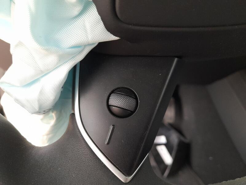Volante para Tesla Model 3 (5Yj3)
