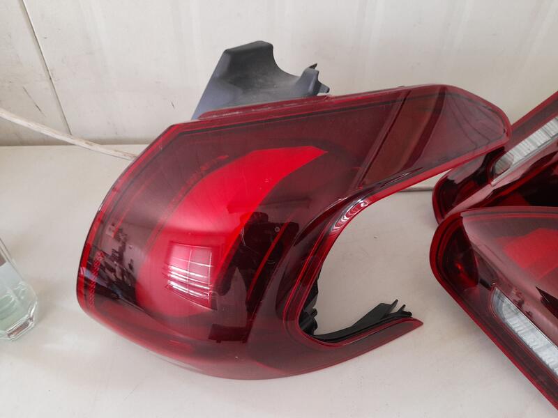 Piloto Trasero Derecho Exterior para Peugeot 2008 I (Cu_)