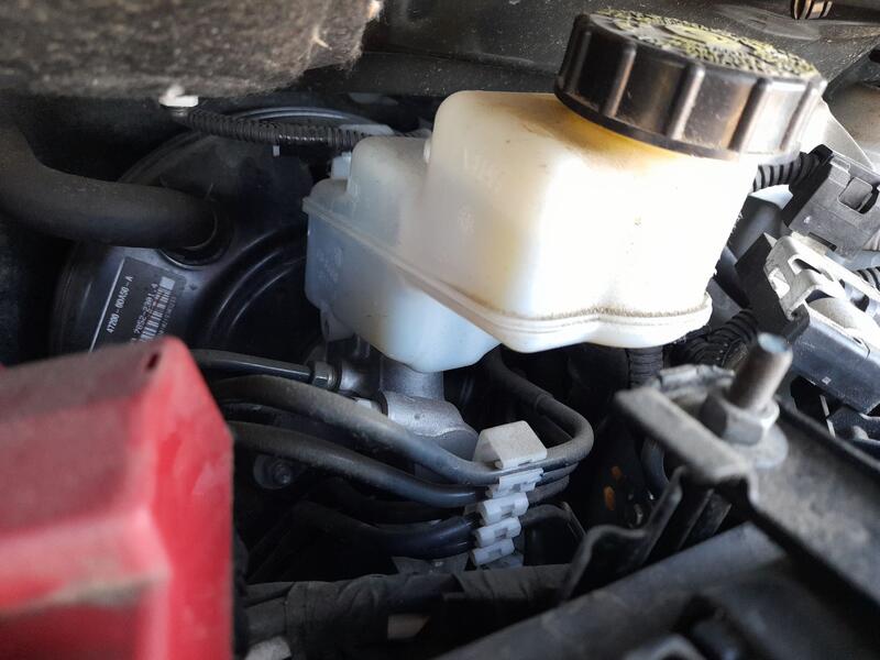Bomba Freno para Toyota Yaris (_P13_)