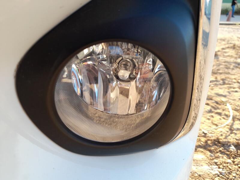 Faro Antiniebla Izquierdo para Toyota Yaris (_P13_)