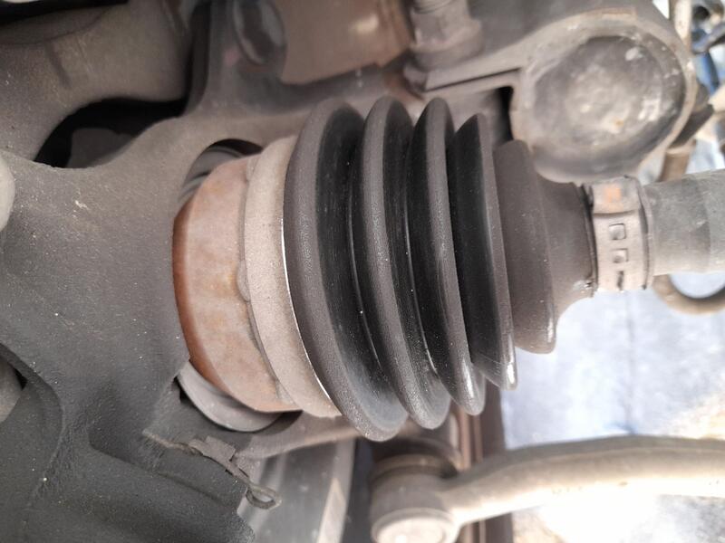 Transmision Delantera Derecha para Toyota Yaris (_P13_)