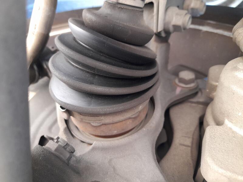 Transmision Delantera Izquierda para Toyota Yaris (_P13_)