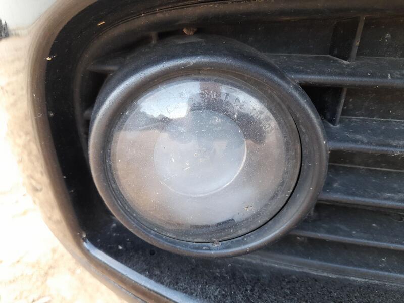 Faro Antiniebla Derecho para Volkswagen Golf V (1K1)