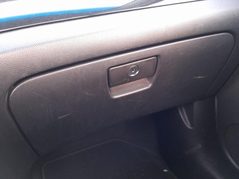 Guantera para Chevrolet Orlando (J309)