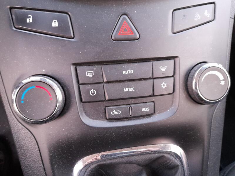 Mando Climatizador para Chevrolet Orlando (J309)