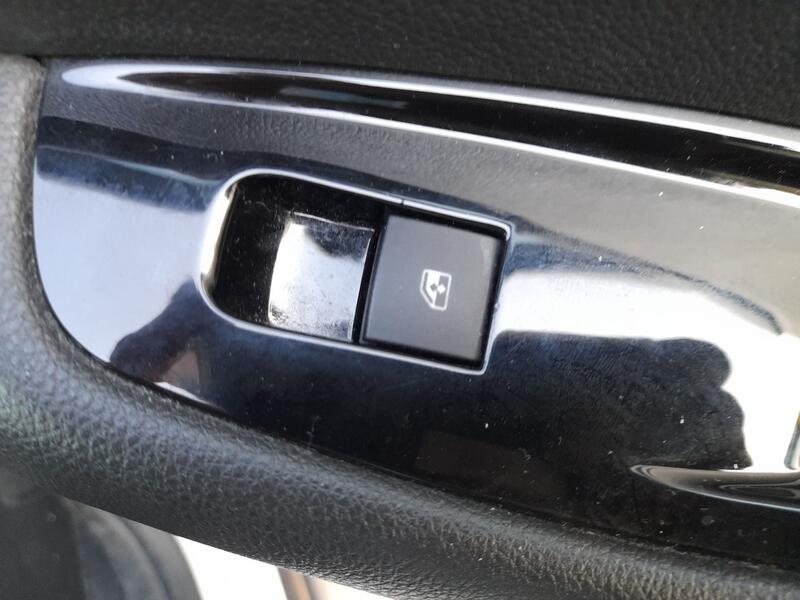 Mando Elevalunas Trasero Derecho para Chevrolet Orlando (J309)
