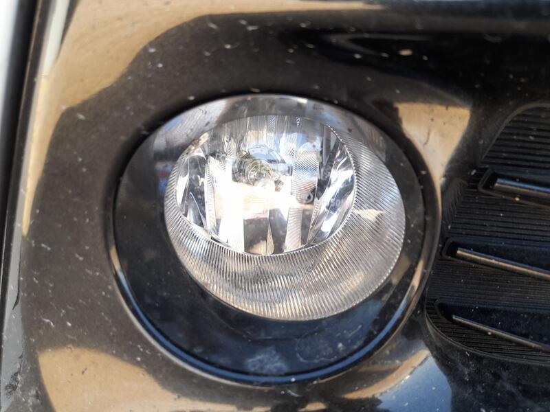 Faro Antiniebla Derecho para Toyota Prius (_W3_)