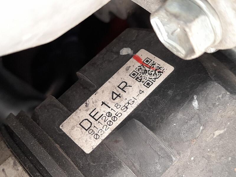 Transmision Delantera Derecha para Toyota Prius (_W3_)