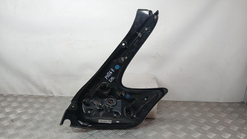Piloto Trasero Izquierdo para Nissan Juke (F15)