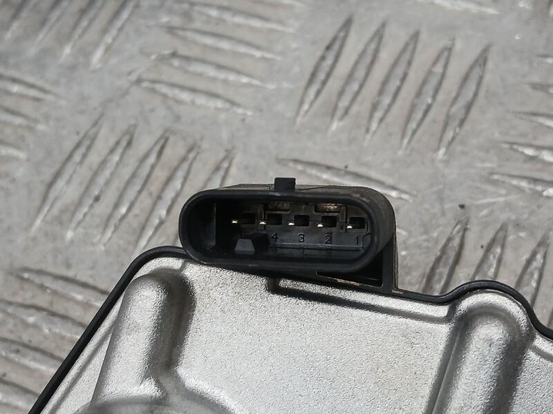 Caja Mariposa para Mercedes-Benz Clase C (W206)