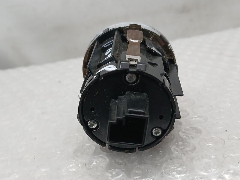 Boton Start/Stop para Mercedes-Benz Clase C (W206)